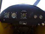 800px-Piper_Cub_cockpit.jpg